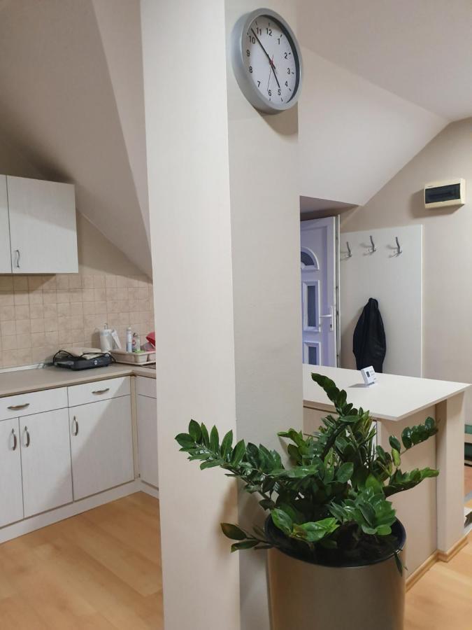 Bella Apartman Szeged Exteriör bild