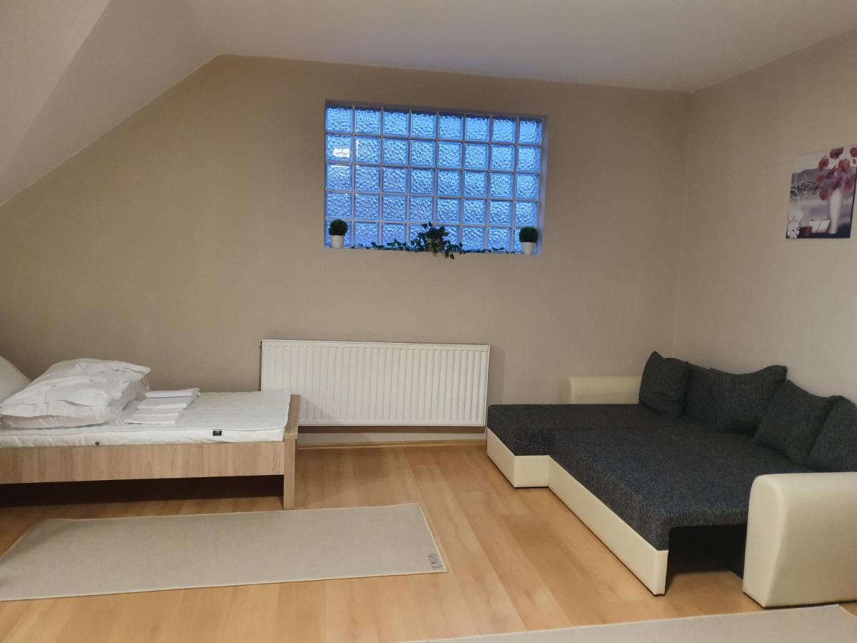 Bella Apartman Szeged Exteriör bild