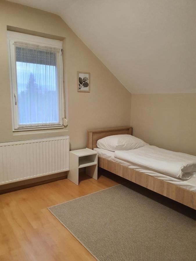 Bella Apartman Szeged Exteriör bild