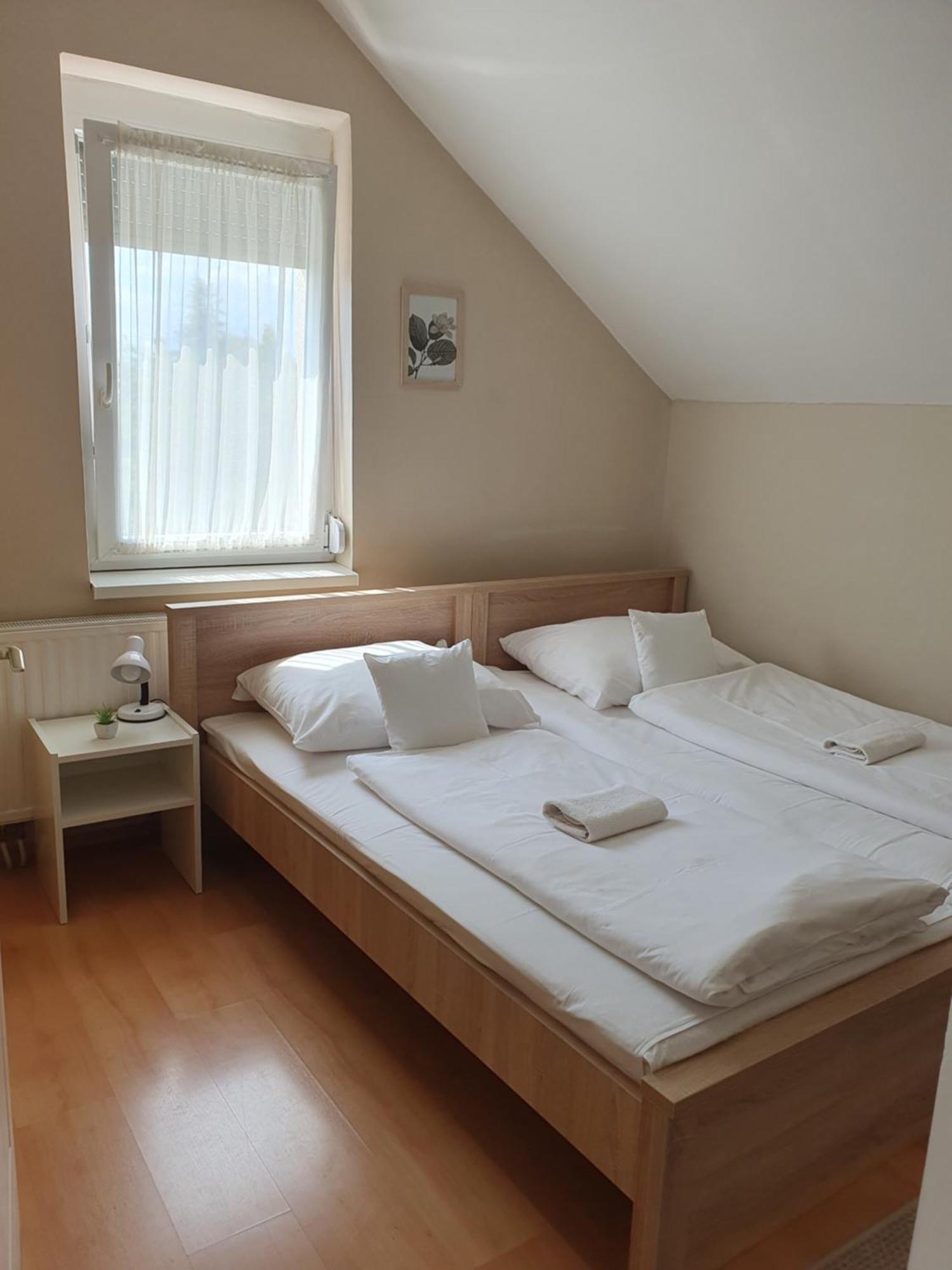 Bella Apartman Szeged Exteriör bild