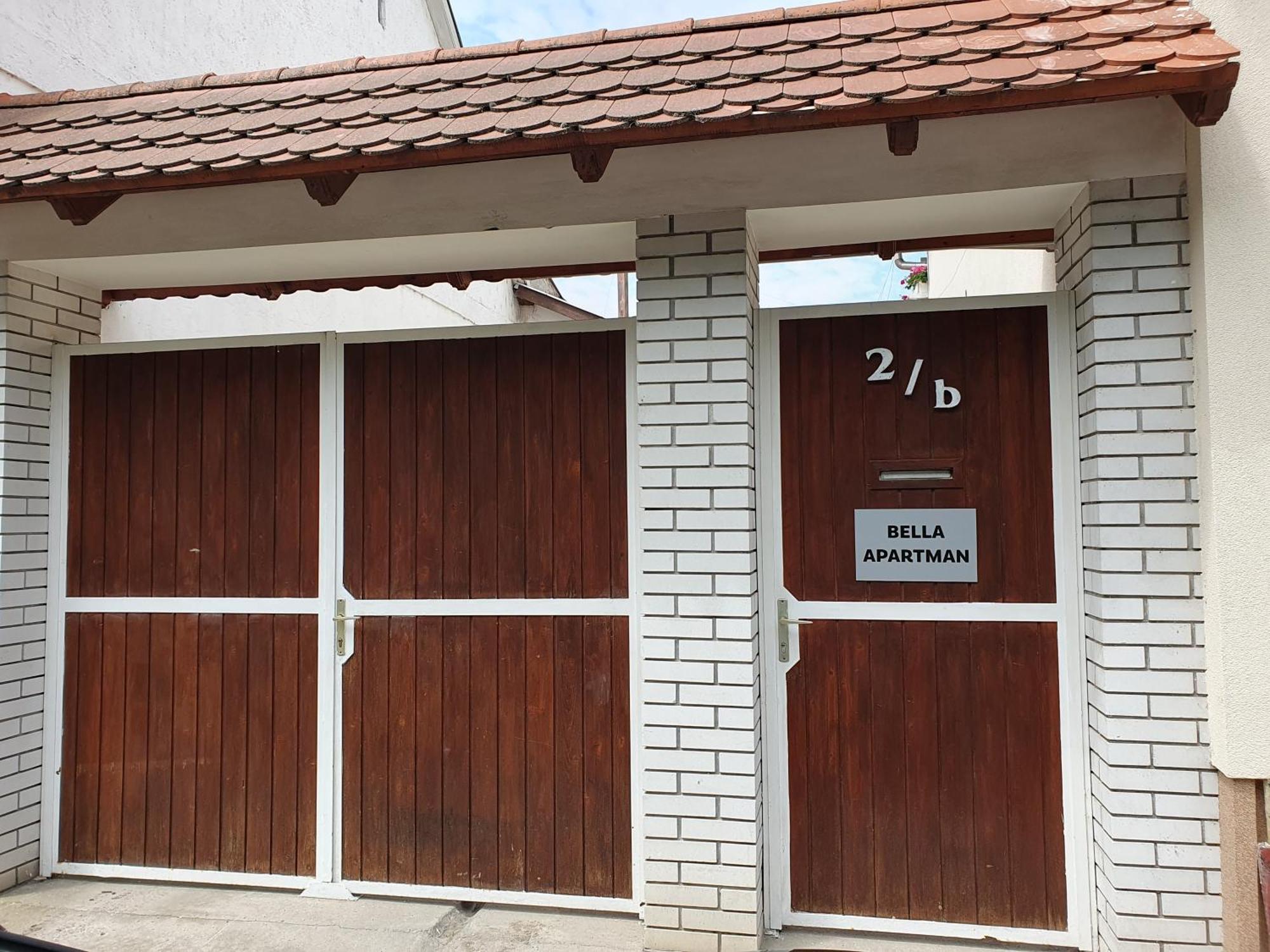 Bella Apartman Szeged Exteriör bild